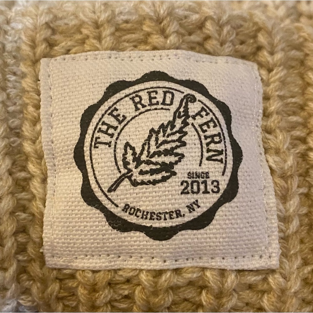 The Red Fern Thick Beanie